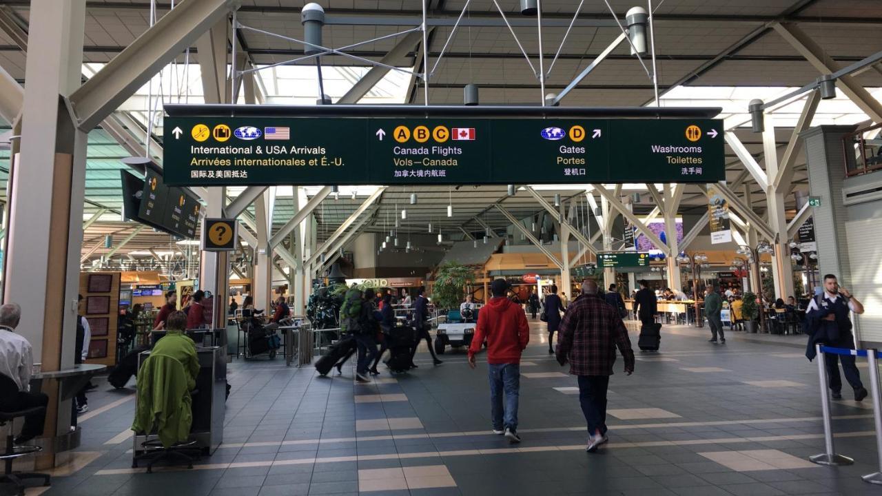 Richmond Vancouver Airport Comfy Home Екстериор снимка