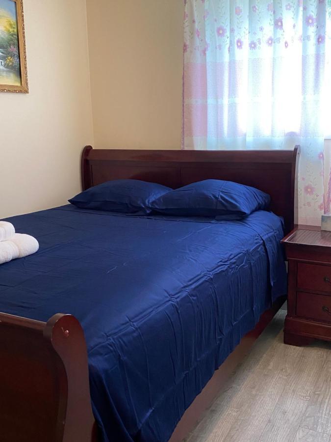 Richmond Vancouver Airport Comfy Home Екстериор снимка